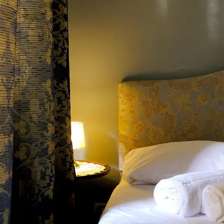 Al Tuscany Bed & Breakfast *